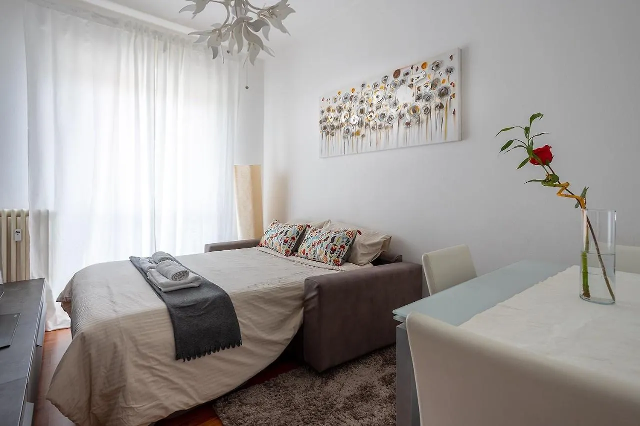 teranga suite in monte ortigara con netflix Monza Italia